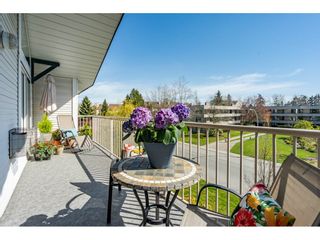 Photo 1: 310 15298 20 Avenue in Surrey: King George Corridor Condo for sale in "Waterford House" (South Surrey White Rock)  : MLS®# R2451053