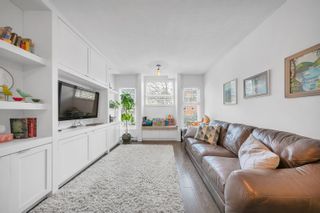 Photo 3: 14 888 W 16TH Avenue in Vancouver: Cambie Townhouse for sale (Vancouver West)  : MLS®# R2750541