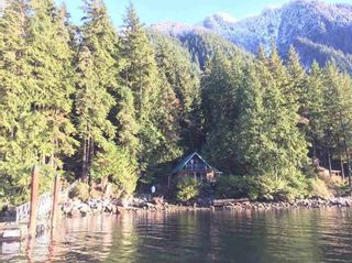 Photo 18: 15 E OF CROKER ISLAND in North Vancouver: Indian Arm House for sale in "HELGA BAY" : MLS®# R2280683
