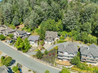 Photo 3: 35773 REGAL Parkway in Abbotsford: Abbotsford East House for sale in "REGAL PEAKS" : MLS®# R2714925