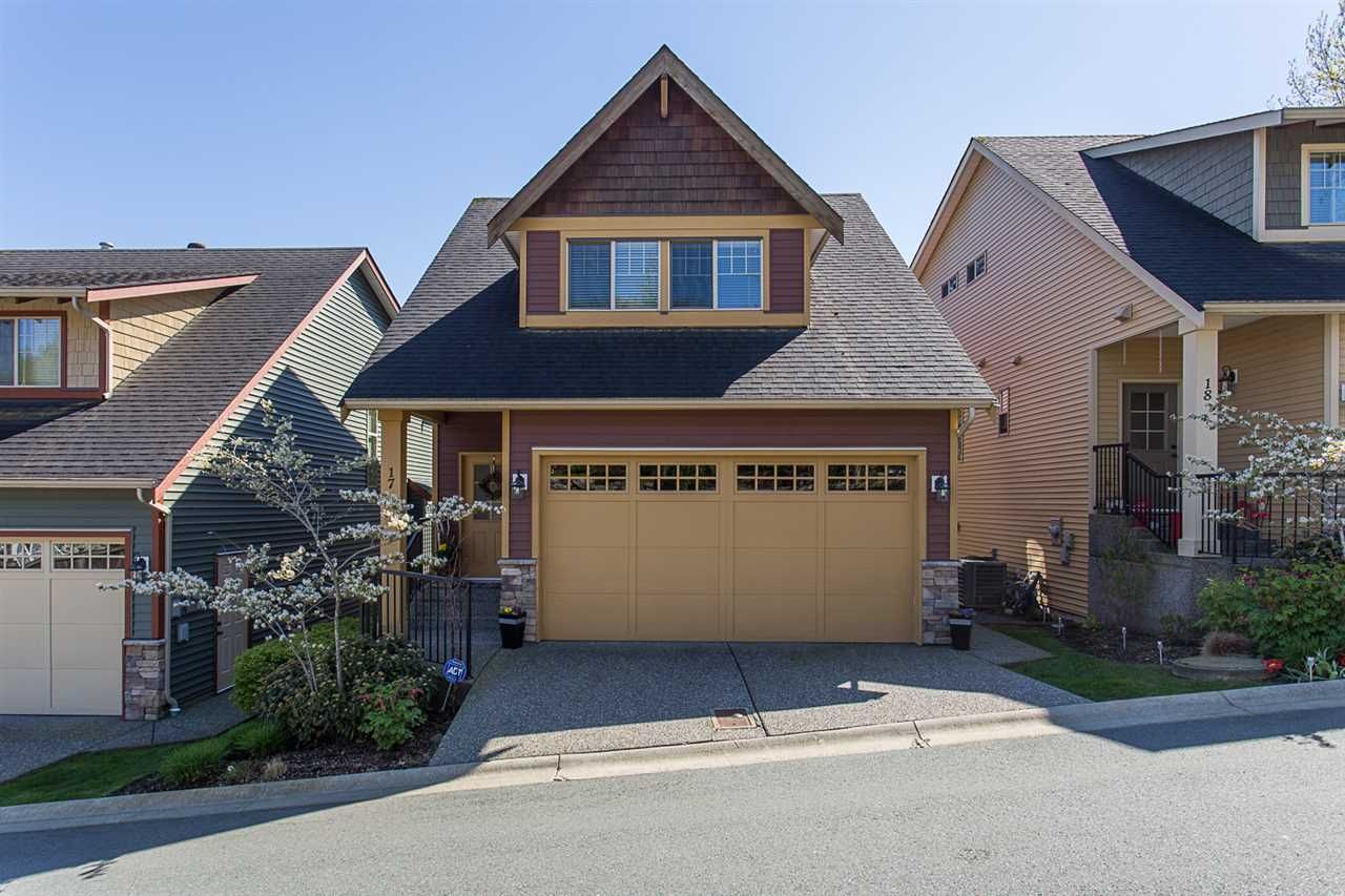 Main Photo: 17 36169 LOWER SUMAS MOUNTAIN Road in Abbotsford: Abbotsford East Townhouse for sale in "Junction Creek" : MLS®# R2158498