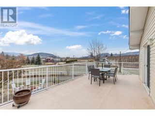 Photo 16: 535 Curtis Road in Kelowna: House for sale : MLS®# 10300707