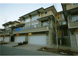 Photo 1: 39 40632 GOVERNMENT Road in Squamish: Brackendale Townhouse for sale in "RIVERSWALK" : MLS®# V1046439