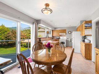 Photo 4: 2049 DIAMOND Road in Squamish: Garibaldi Estates House for sale in "GARIBALDI ESTATES" : MLS®# R2623345
