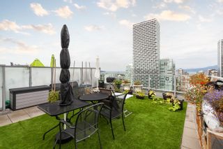 Photo 3: 2703 550 PACIFIC Street in Vancouver: Yaletown Condo for sale in "Aqua At The Park" (Vancouver West)  : MLS®# R2739645