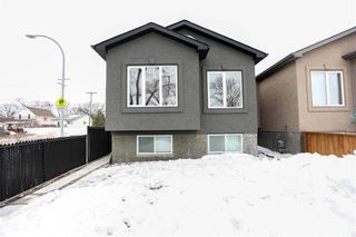 Photo 1: 300 Harold Avenue West in Winnipeg: West Transcona Residential for sale (3L)  : MLS®# 202205663