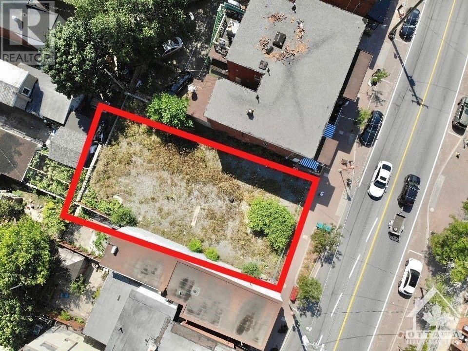 Main Photo: 816 SOMERSET STREET W in Ottawa: Vacant Land for sale : MLS®# 1336916