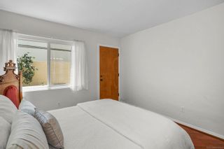 Photo 15: CORONADO VILLAGE Condo for sale : 2 bedrooms : 734 E Ave in Coronado
