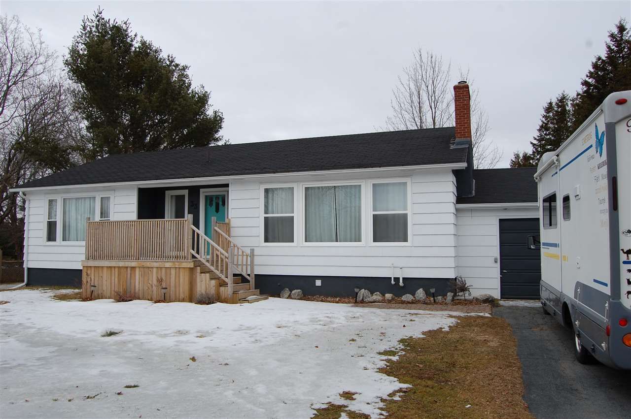 Main Photo: 33 BROCKVILLE Street in East Kingston: 404-Kings County Residential for sale (Annapolis Valley)  : MLS®# 202004706