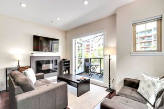 Photo 5: 105 3382 VIEWMOUNT Drive in Port Moody: Port Moody Centre Townhouse for sale in "LILIUM VILLAS" : MLS®# R2794385