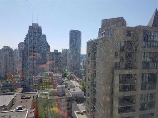 Photo 18: 1905 1283 HOWE Street in Vancouver: Downtown VW Condo for sale in "TATE DOWNTOWN" (Vancouver West)  : MLS®# R2262083