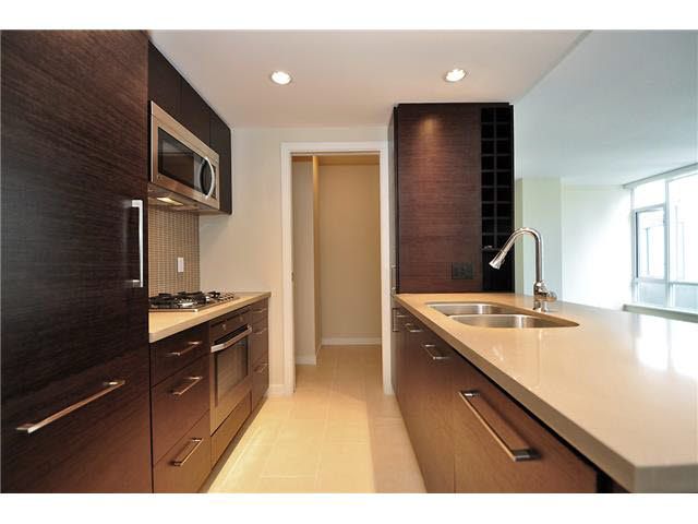 FEATURED LISTING: 510 - 833 HOMER Street Vancouver