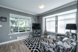 Photo 10: 48 19448 68 Avenue in Surrey: Clayton Townhouse for sale in "NUOVO" (Cloverdale)  : MLS®# R2365136