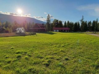 Photo 2: 2200 S YELLOWHEAD HIGHWAY: Clearwater House for sale (North East)  : MLS®# 175328