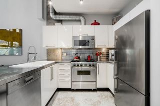 Photo 5: 306 27 ALEXANDER Street in Vancouver: Downtown VE Condo for sale (Vancouver East)  : MLS®# R2527817