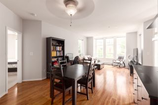 Photo 9: 214 3651 FOSTER Avenue in Vancouver: Collingwood VE Condo for sale in "FINALE" (Vancouver East)  : MLS®# R2389057