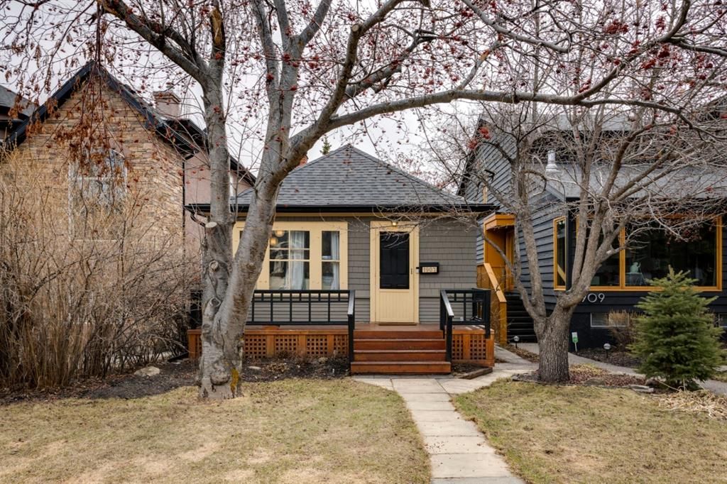 Main Photo: 1907 31 Avenue SW in Calgary: South Calgary Detached for sale : MLS®# A1207359