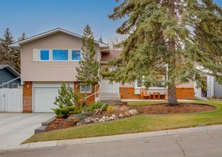 Photo 2: 424 Oakhill Place SW in Calgary: Oakridge Detached for sale : MLS®# A1167527
