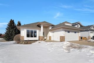 Photo 1: 5520 Silverthorn Road: Olds Detached for sale : MLS®# A2034295