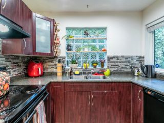 Photo 21: 7 1290 LAVAL Square in Coquitlam: Maillardville Townhouse for sale in "Villa Frontenac" : MLS®# R2838165