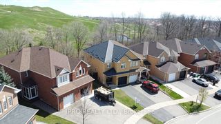 Photo 3: 1180 Prestonwood Crescent in Mississauga: East Credit House (2-Storey) for sale : MLS®# W8240510