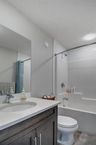 Photo 30: 400 Kingsmere Way SE: Airdrie Semi Detached for sale : MLS®# A1205228