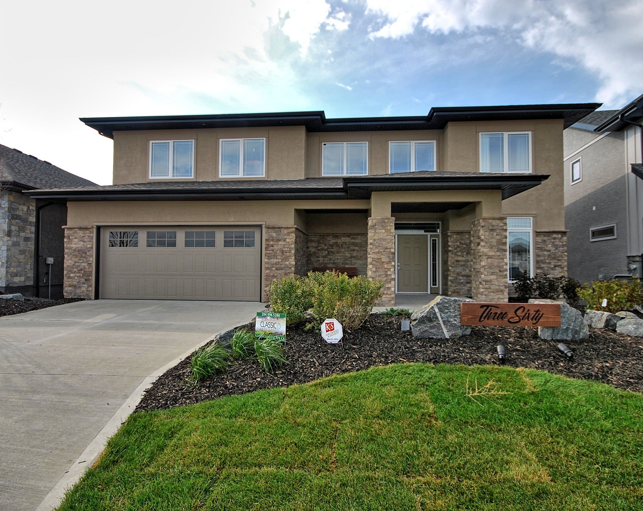 Main Photo: 360 Willow Creek Road in Winnipeg: Bridgwater Trails Single Family Detached for sale (1R) 