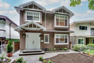 Main Photo: 241 E 39TH Avenue in Vancouver: Main House for sale (Vancouver East)  : MLS®# R2699845