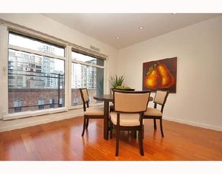 Photo 4: PH4 1155 MAINLAND Street in Vancouver: Downtown VW Condo for sale in "THE DEL PRADO" (Vancouver West)  : MLS®# V683441