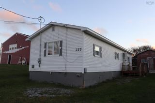 Photo 1: 137 Maclean Street in Donkin: 207-C.B. County Residential for sale (Cape Breton)  : MLS®# 202300163