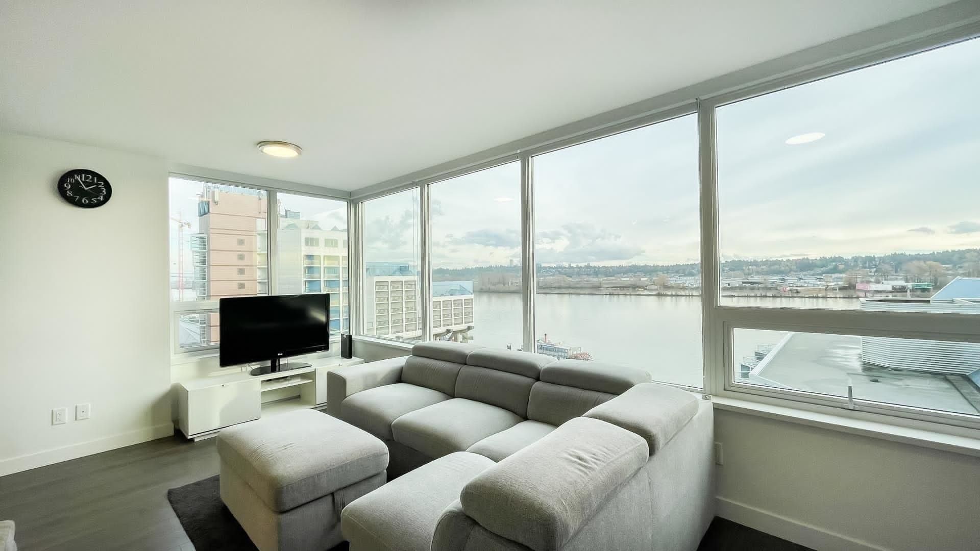 Main Photo: 809 988 QUAYSIDE Drive in New Westminster: Quay Condo for sale in "BOSA RiverSky 2" : MLS®# R2636633