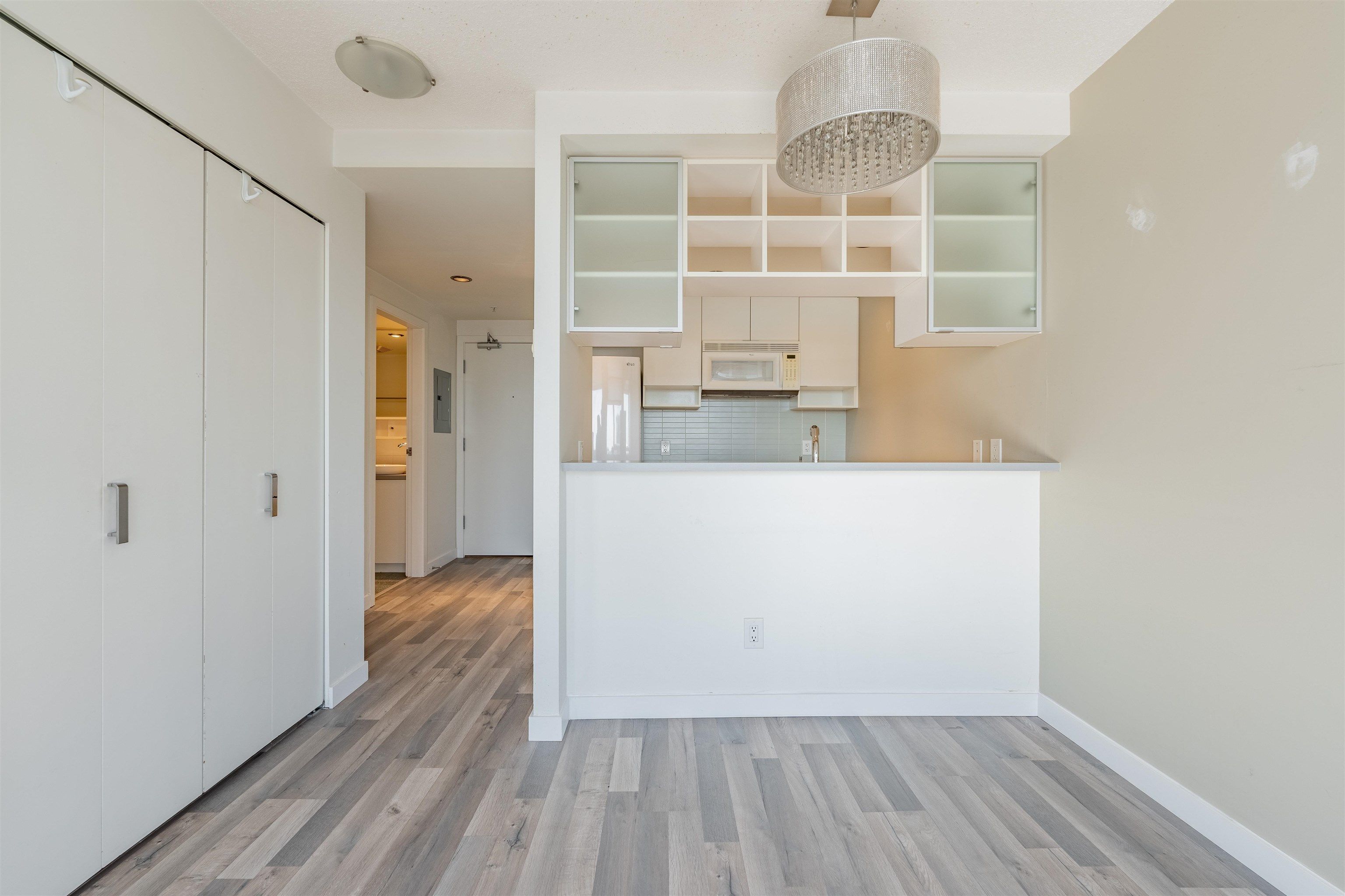 Main Photo: 2803 928 BEATTY STREET in Vancouver: Yaletown Condo for sale (Vancouver West)  : MLS®# R2661090