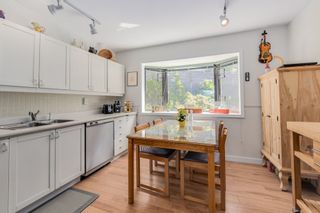 Photo 5: 428 CROSSCREEK ROAD: Lions Bay Townhouse for sale (West Vancouver)  : MLS®# R2070495