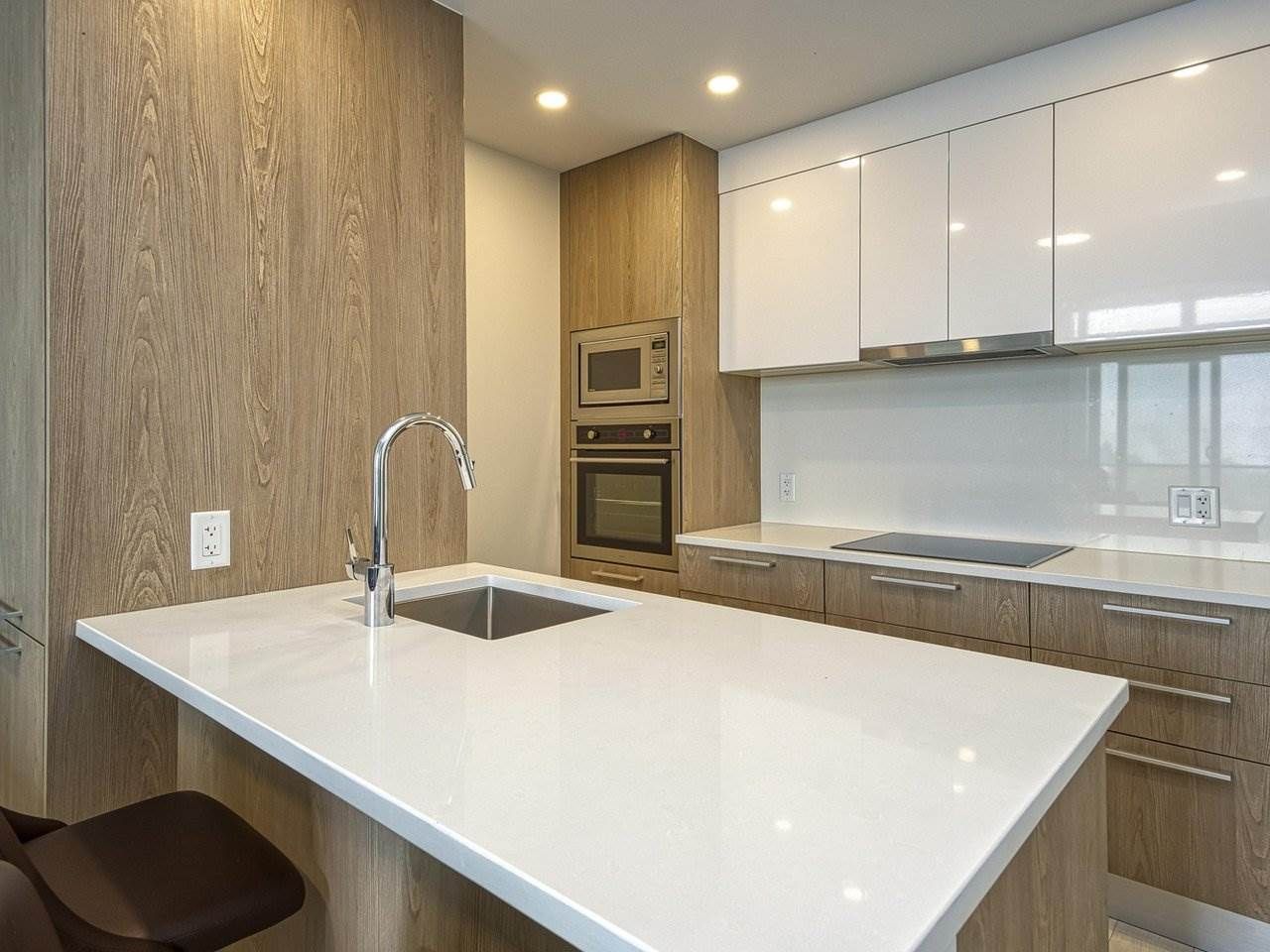 Main Photo: 507 2508 Watson Street in Vancouver: Mount Pleasant VE Condo for sale (Vancouver East)  : MLS®# R2498711