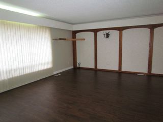 Photo 2: 6465 EVANS RD in CHILLIWACK: House for rent (Chilliwack) 