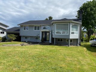 Photo 1: 8725 Seaview Dr in Port Hardy: NI Port Hardy House for sale (North Island)  : MLS®# 878135