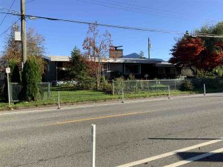 Photo 2: 9354 BROADWAY Street in Chilliwack: Chilliwack E Young-Yale House for sale : MLS®# R2515747