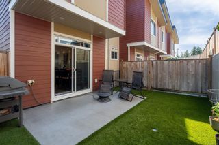 Photo 12: 2492 Selwyn Rd in Langford: La Thetis Heights Row/Townhouse for sale : MLS®# 933209