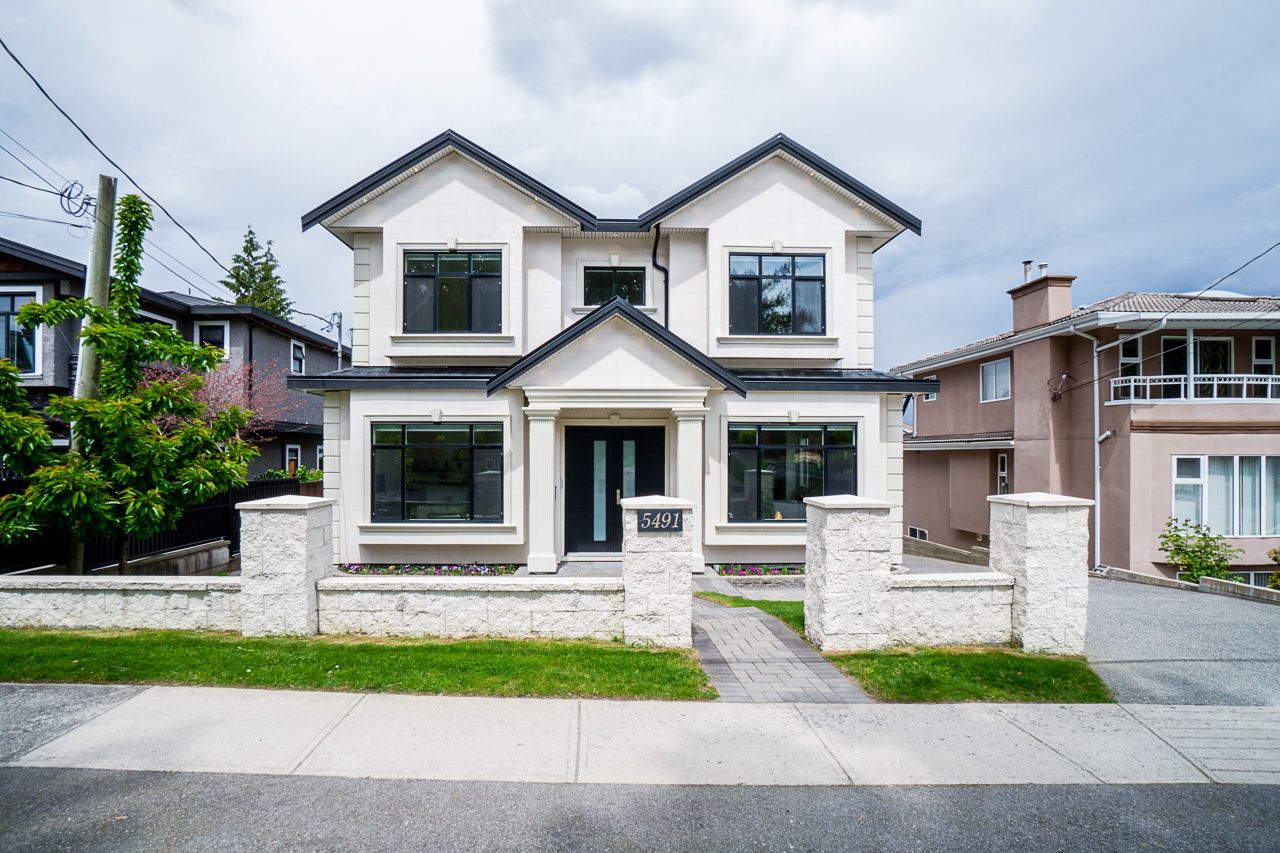 Main Photo: 5491 LAUREL Street in Burnaby: Central BN House for sale (Burnaby North)  : MLS®# R2702383