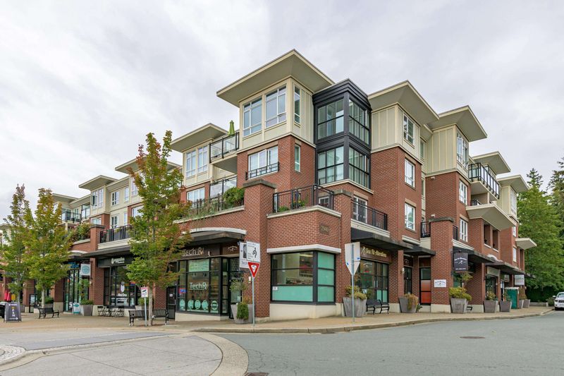 FEATURED LISTING: 408 - 2940 KING GEORGE Boulevard Surrey