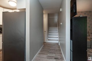 Photo 3: 184 Londonderry Square in Edmonton: Zone 02 Townhouse for sale : MLS®# E4392993