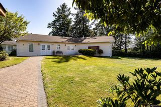 Photo 38: 14 Eagle Lane in View Royal: VR Glentana Manufactured Home for sale : MLS®# 840604