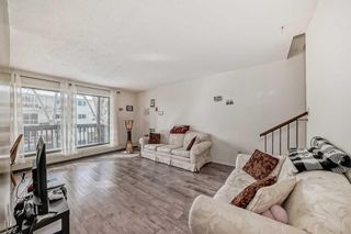 Photo 3: 27 3519 49 Street NW in Calgary: Varsity Apartment for sale : MLS®# A2117495