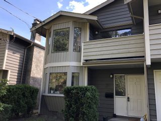 Photo 1: 1 211 Buttertubs Pl in Nanaimo: Na University District Row/Townhouse for sale : MLS®# 881410