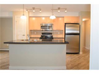 Photo 8: 206 120 COUNTRY VILLAGE Circle NE in Calgary: Country Hills Village Condo for sale : MLS®# C4043750