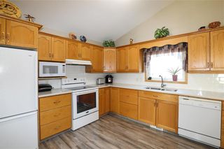 Photo 5: 7 George Place in Steinbach: R16 Residential for sale : MLS®# 202221939