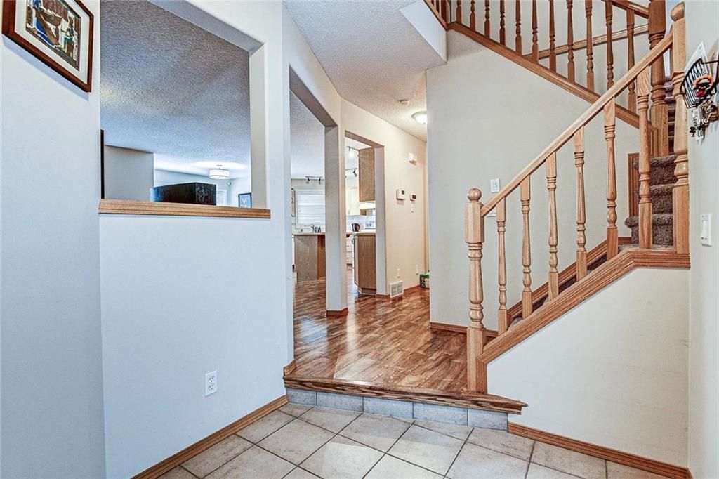 Photo 14: Photos: 25 THORNLEIGH Way SE: Airdrie Detached for sale : MLS®# C4282676