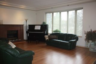 Photo 3: 1717 E 63RD Avenue in Vancouver: Fraserview VE House for sale (Vancouver East)  : MLS®# R2104135