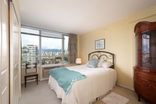 Photo 7: 1000 1570 W 7TH Avenue in Vancouver: Fairview VW Condo for sale in "Terraces on 7th" (Vancouver West)  : MLS®# R2624215