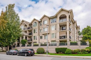 Photo 1: 411 20281 53A Avenue in Langley: Langley City Condo for sale in "Gibbons Layne" : MLS®# R2621680